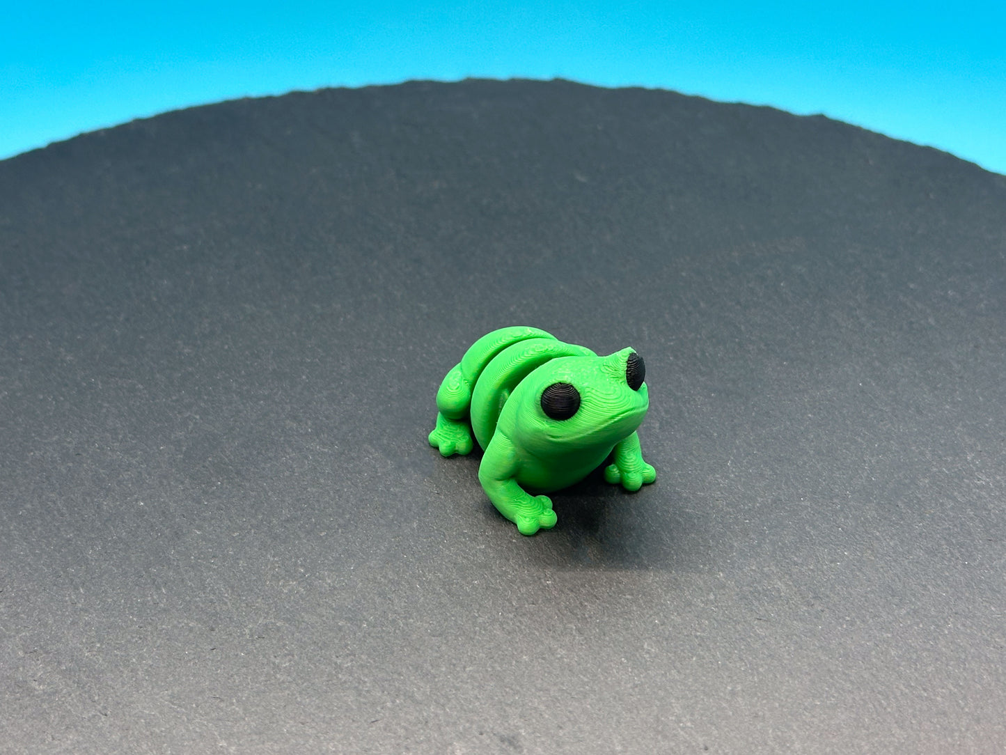 Articulated Mini Butt Cheeks Frog