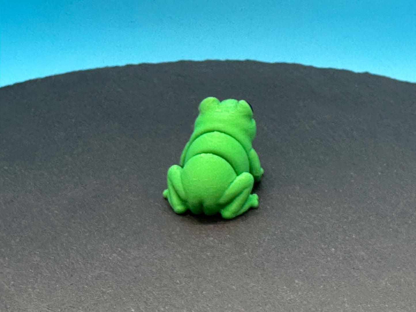 Articulated Mini Butt Cheeks Frog