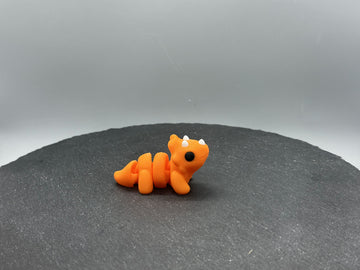 Articulated Triceratops – 3D-printed articulated flexi fidget toy by 3DHotshop