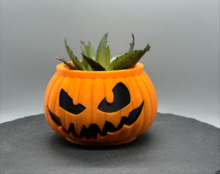 Jack-o-Lantern Planter – 3D-printed succulent planter by 3DHotshop